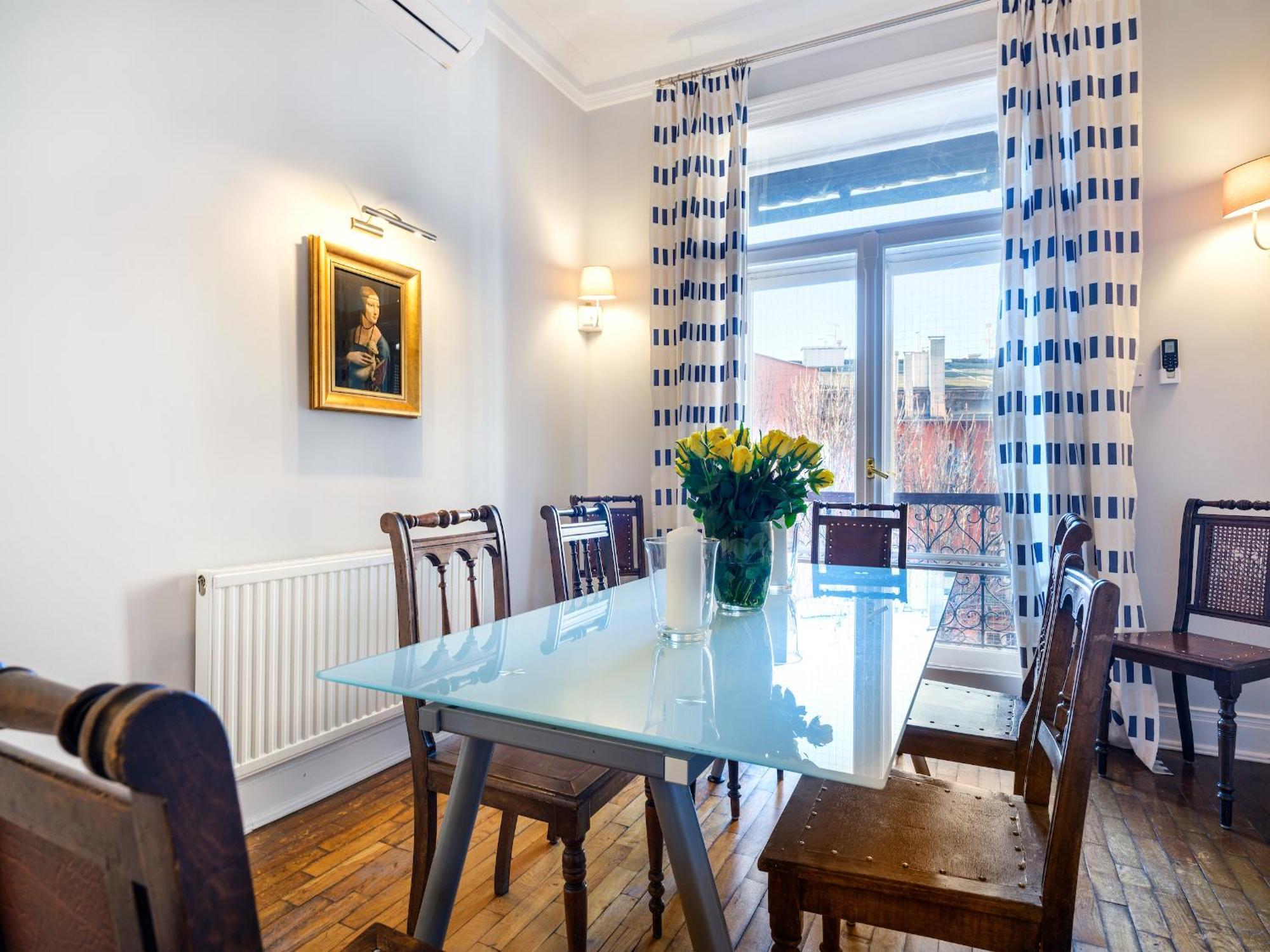 קרקוב Tyzenhauz Apartments Podwale Street מראה חיצוני תמונה